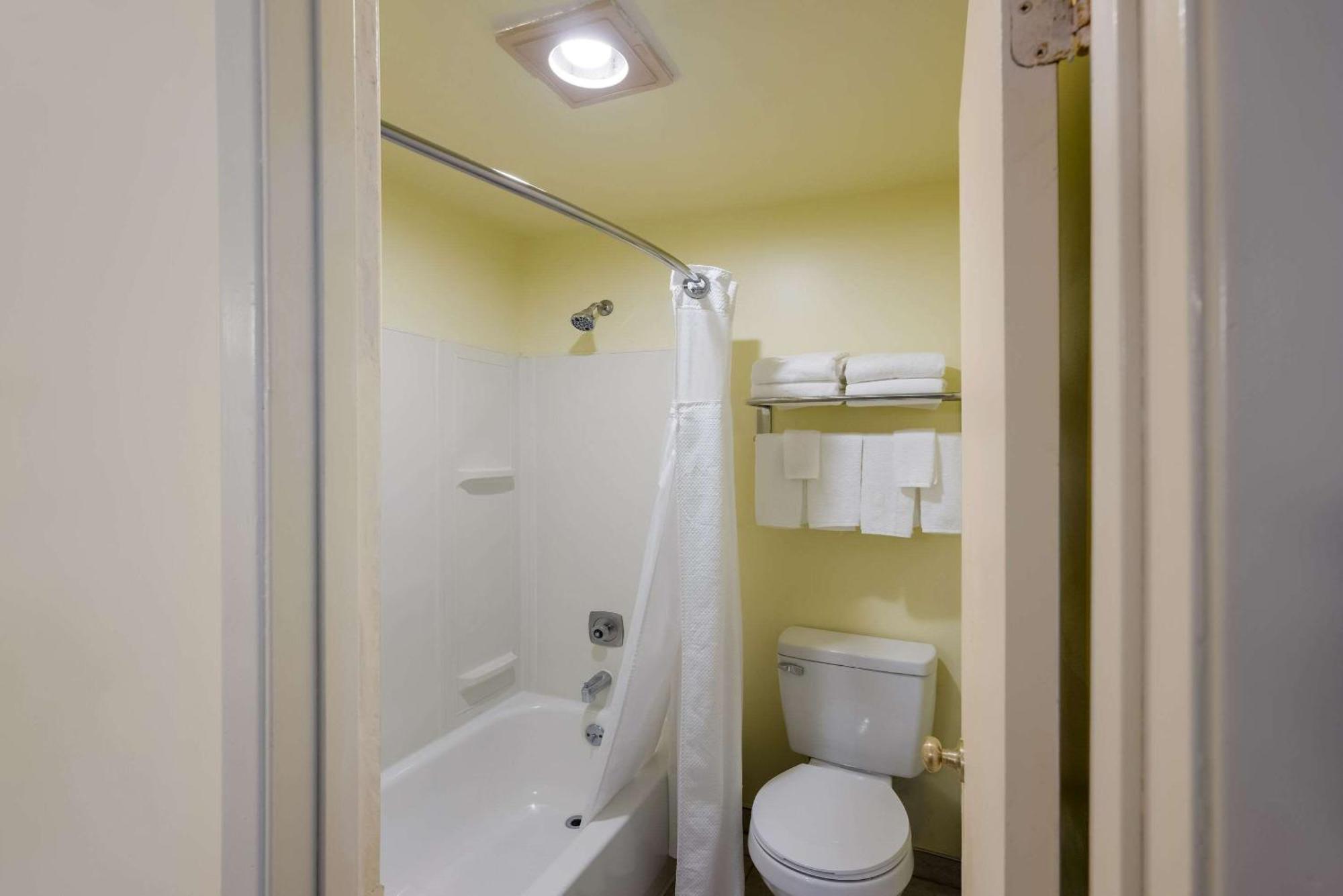 Quality Inn Seatac Airport-Seattle מראה חיצוני תמונה